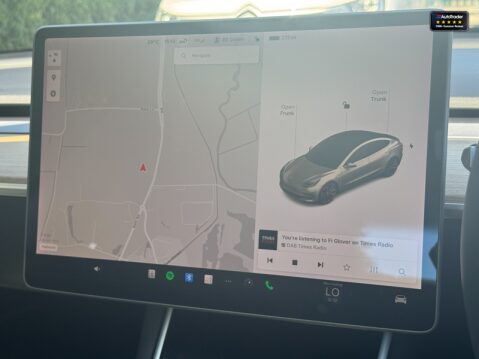 Tesla Model 3 (Sold) (Dual Motor) Performance Saloon 4dr Electric Auto 4WDE (Performance 17