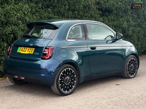 Fiat 500e 42kWh La Prima Hatchback 3dr Electric Auto (118 ps) 3