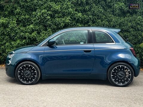 Fiat 500e 42kWh La Prima Hatchback 3dr Electric Auto (118 ps) 33