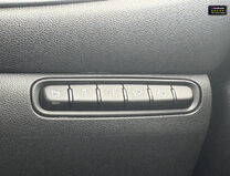 Fiat 500e 42kWh La Prima Hatchback 3dr Electric Auto (118 ps) 16