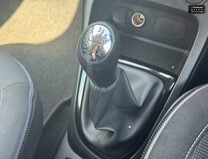 Renault Captur 1.5 dCi ENERGY Dynamique S MediaNav SUV 5dr Diesel 24