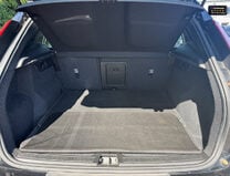 Volvo XC40 (Sold) 1.5 T3 Momentum SUV 5dr Petrol Manual Euro 6 (s/s) (156 ps) 7