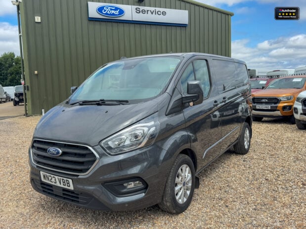 Ford Transit Custom AUTO SWB L1H1 340 Limited Air Con Alloys Cam Senso 2