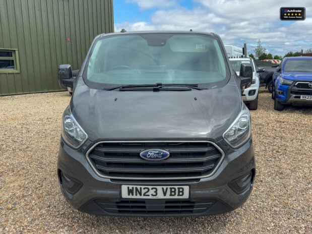 Ford Transit Custom AUTO SWB L1H1 340 Limited Air Con Alloys Cam Senso 3