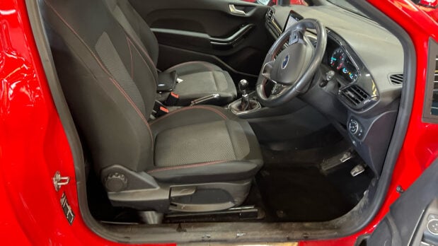 Ford Fiesta Sport 6