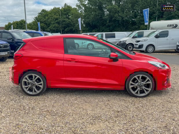 Ford Fiesta SWB L1H1 Low Roof Sport Air Con Alloys EURO 6 5