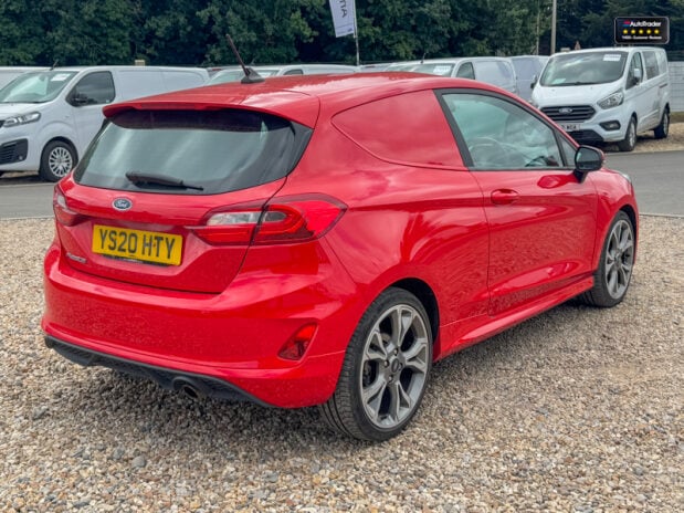 Ford Fiesta SWB L1H1 Low Roof Sport Air Con Alloys EURO 6 6