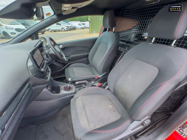 Ford Fiesta SWB L1H1 Low Roof Sport Air Con Alloys EURO 6 12