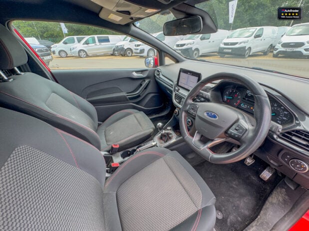 Ford Fiesta SWB L1H1 Low Roof Sport Air Con Alloys EURO 6 14