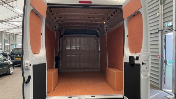 Citroen Relay 35 L3H2 Enterprise Edition 140ps Bluehdi S/S 4
