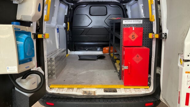 Ford Transit Custom SWB L1H1 320 Air Con & Racking EURO 6 4