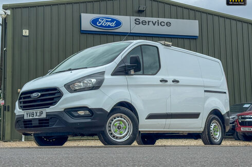 Ford Transit Custom SWB L1H1 Low Roof 320 Air Con Cruise Sensors EURO 6