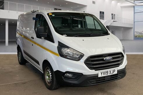 Ford Transit Custom SWB L1H1 Low Roof 320 Air Con Cruise Sensors EURO 6