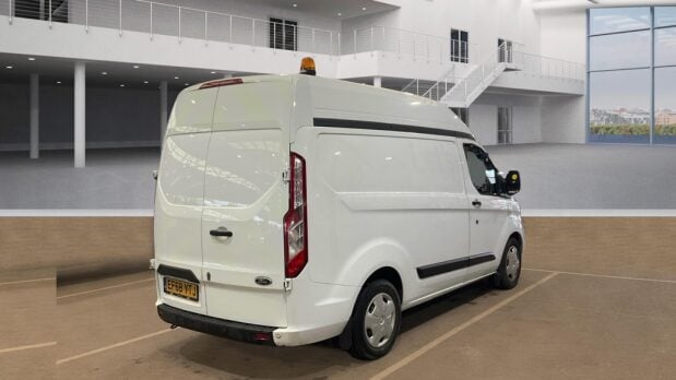 Ford Transit Custom SWB High Roof 300 Trend Air Con L1H2 EURO 6 4