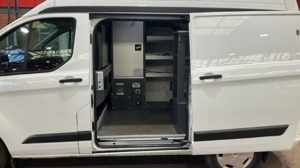 Ford Transit Custom SWB High Roof 300 Trend Air Con L1H2 EURO 6 8