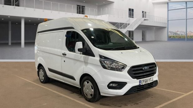 Ford Transit Custom SWB High Roof 300 Trend Air Con L1H2 EURO 6 2