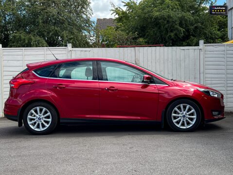 Ford Focus 1.0T EcoBoost Titanium Hatchback 5dr Petrol Manual Euro 6 (s/s) (125 ps) 5