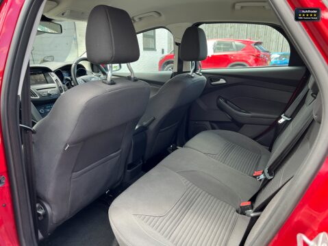 Ford Focus 1.0T EcoBoost Titanium Hatchback 5dr Petrol Manual Euro 6 (s/s) (125 ps) 12
