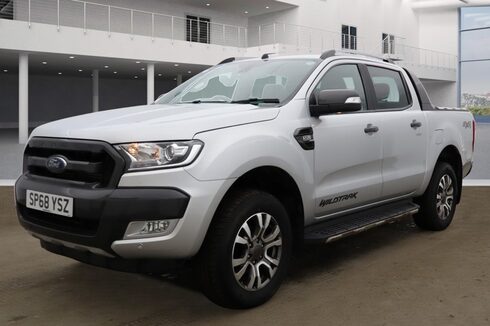 Ford Ranger Crew Cab AUTO Wildtrak 4X4 Air Con Alloys Cam Sensors EURO 6 NO VAT