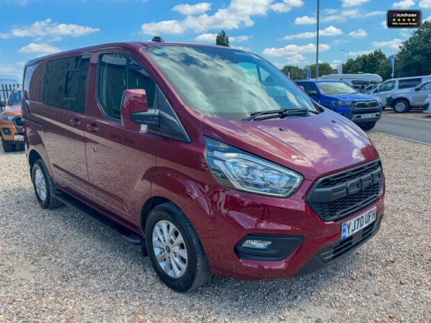 Ford Transit Custom Crew Cab SWB L1H1 300 Limited Alloys Air Con Cruise EURO 6 NO VAT 5