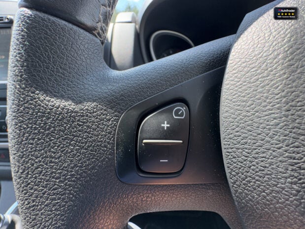 Renault Trafic AUTO Crew Cab LWB L2H1 Black Edition Air Con Nav Sensors EURO 6 NO VAT 22