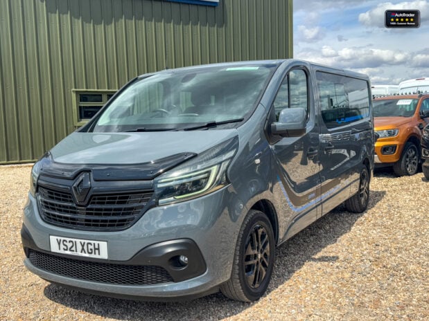 Renault Trafic AUTO Crew [SOLD KH] Cab LWB L2H1 Black Edition Air Con Nav Sensors EURO 6 N 3