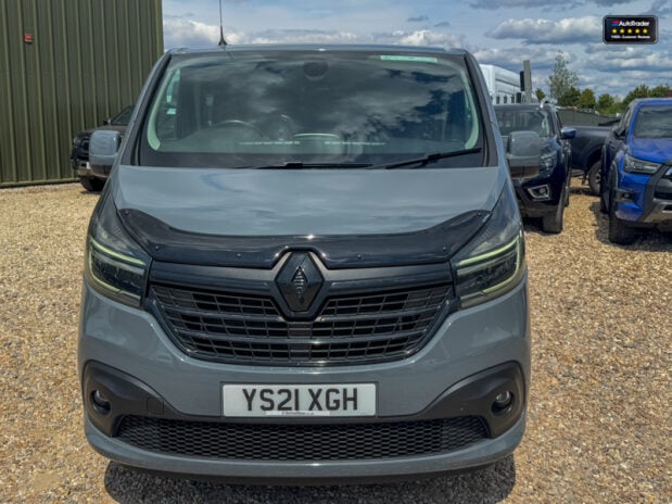 Renault Trafic AUTO Crew [SOLD KH] Cab LWB L2H1 Black Edition Air Con Nav Sensors EURO 6 N 4