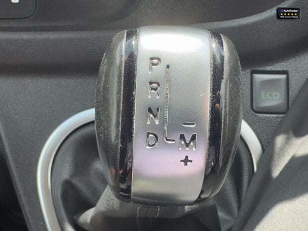 Renault Trafic AUTO Crew [SOLD KH] Cab LWB L2H1 Black Edition Air Con Nav Sensors EURO 6 N 47