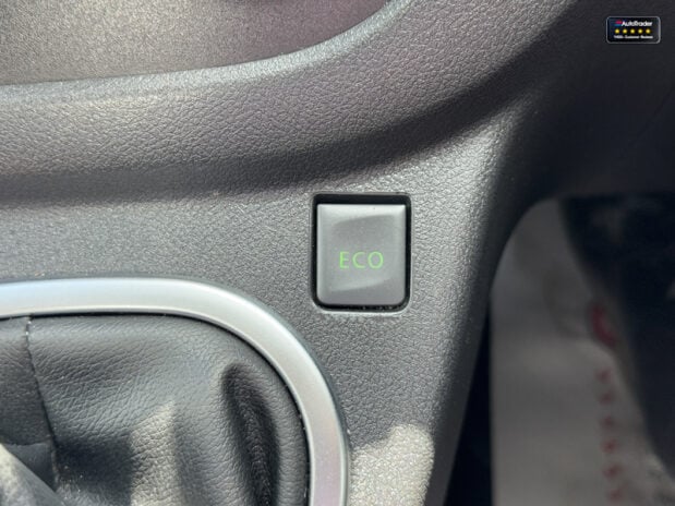 Renault Trafic AUTO Crew [SOLD KH] Cab LWB L2H1 Black Edition Air Con Nav Sensors EURO 6 N 48