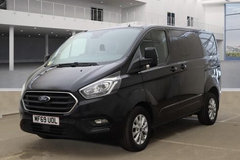 Ford Transit Custom Crew Cab AUTO SWB L1H1 320 Limited Air Con Cam Sensors EURO 6 NO VAT