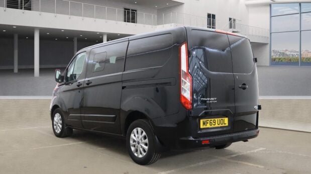 Ford Transit Custom Crew Cab AUTO SWB L1H1 320 Limited Air Con Cam Sensors EURO 6 NO VAT 6