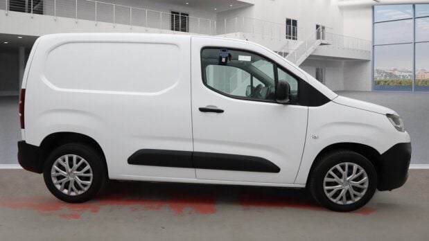 Citroen Berlingo SWB L1H1 1000 Enterprise Pro M Bluehdi Air Con Sensors EURO 6 NO VAT 3