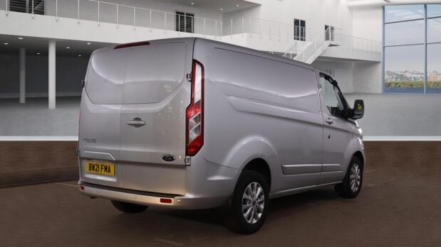 Ford Transit Custom SWB L1H1 [SOLD CR] 340 Limited Air Con Alloys Sensors EURO 6 NO VAT 4