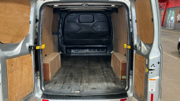Ford Transit Custom SWB L1H1 [SOLD CR] 340 Limited Air Con Alloys Sensors EURO 6 NO VAT 7