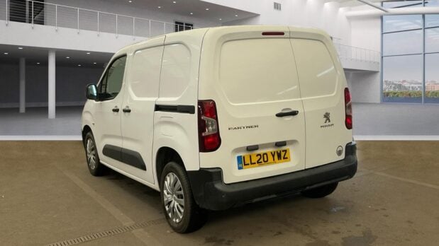 Peugeot Partner SWB L1H1 Puretech Professional Air Con Side Door EURO 6 NO VAT 5