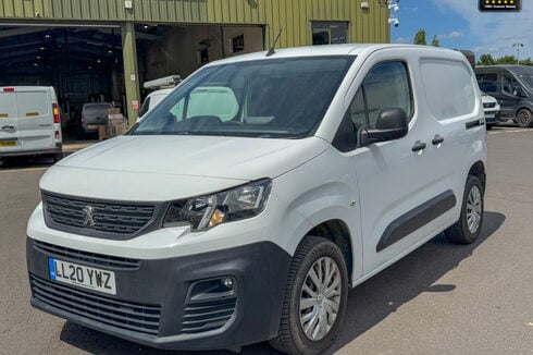 Peugeot Partner SWB L1H1 Puretech Professional Air Con Side Door EURO 6 NO VAT