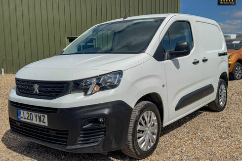 Peugeot Partner SWB L1H1 Puretech Professional Air Con Side Door EURO 6 NO VAT