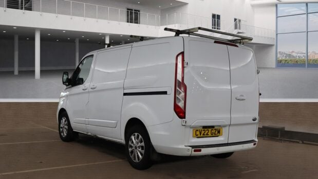 Ford Transit Custom SWB L1H1 Low Roof 300 Limited Alloys Air Con Sensors EURO 6 6