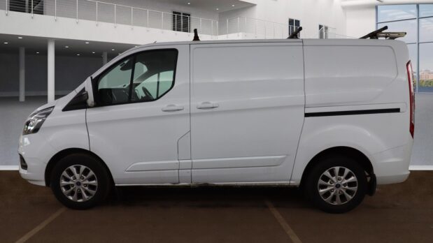 Ford Transit Custom SWB L1H1 Low Roof 300 Limited Alloys Air Con Sensors EURO 6 7