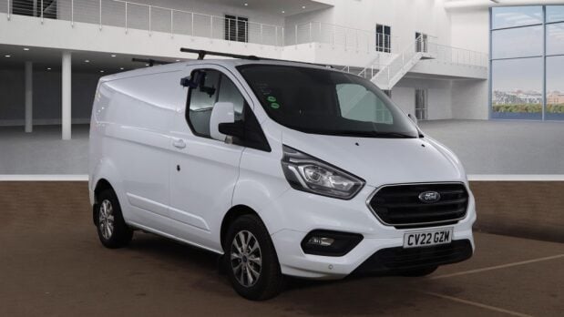 Ford Transit Custom SWB L1H1 Low Roof 300 Limited Alloys Air Con Sensors EURO 6 2