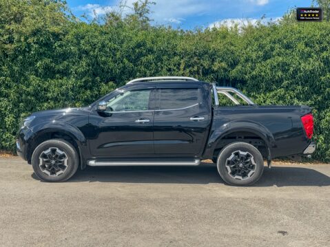 Nissan Navara Crew Cab AUTO 4x4 Dci Tekna Air Con Cam Nav Sensors EURO 6 NO VAT 5