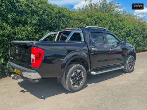 Nissan Navara Crew Cab AUTO 4x4 Dci Tekna Air Con Cam Nav Sensors EURO 6 NO VAT 3