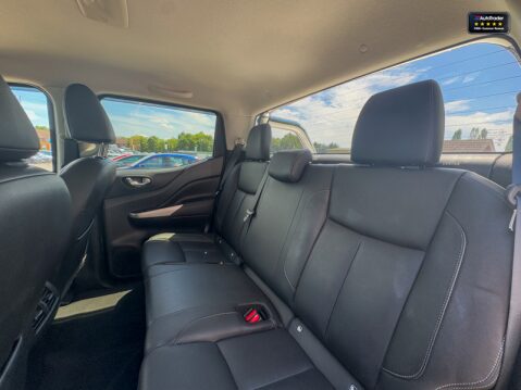 Nissan Navara Crew Cab AUTO 4x4 Dci Tekna Air Con Cam Nav Sensors EURO 6 NO VAT 12