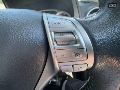 Nissan Navara Crew Cab AUTO 4x4 Dci Tekna Air Con Cam Nav Sensors EURO 6 NO VAT 19