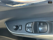 Nissan Navara Crew Cab AUTO 4x4 Dci Tekna Air Con Cam Nav Sensors EURO 6 NO VAT 25