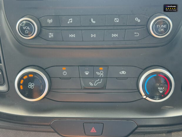 Ford Transit Tipper MWB L2H1 350 1-WAY Leader Tow Bar EURO 6 30