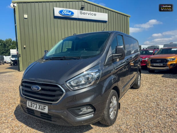 Ford Transit Custom SWB L1H1 280 Limited Alloys Air Con Camera Cruise EURO 6 2