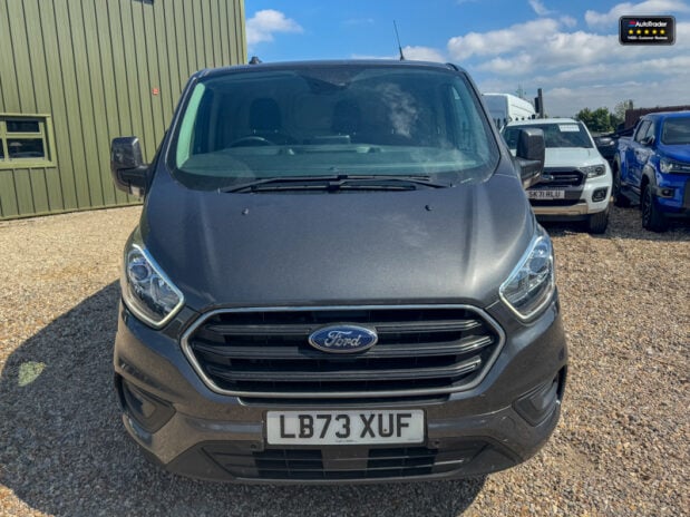 Ford Transit Custom SWB L1H1 280 Limited Alloys Air Con Camera Cruise EURO 6 3