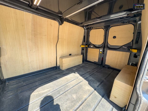 Ford Transit Custom SWB L1H1 280 Limited Alloys Air Con Camera Cruise EURO 6 11