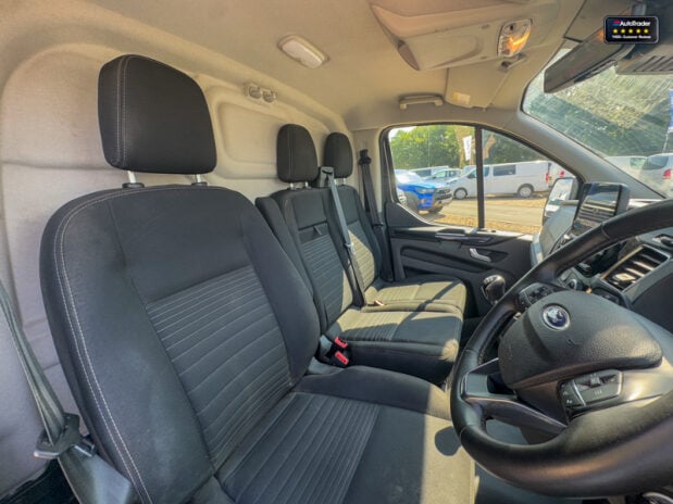 Ford Transit Custom SWB L1H1 280 Limited Alloys Air Con Camera Cruise EURO 6 14